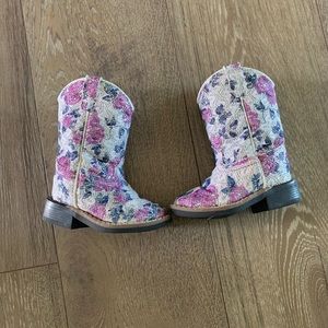 Toddler size 4 cowgirl boots